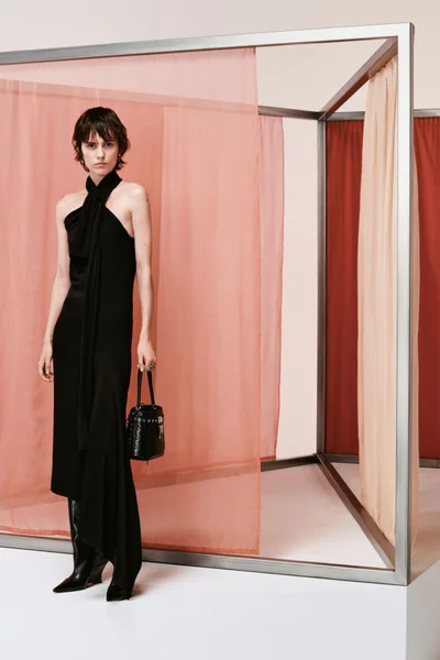 Look 3